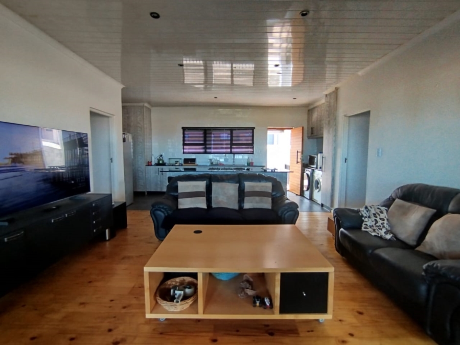 2 Bedroom Property for Sale in Bayview Western Cape